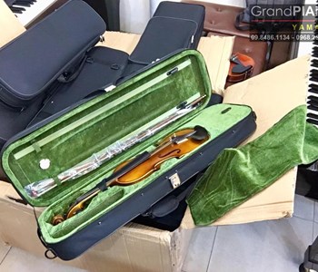 Violin V330 - Full box