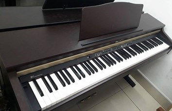
Đàn piano điện Roland HP-2 