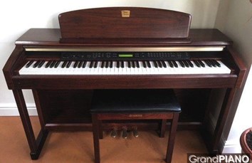 Piano điện Yamaha CLP-150 Nâu 