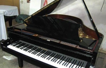 Đàn Piano KAWAI KG3C 10350xx