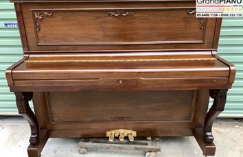 Đàn piano Piano SAMICK SM600A (IJIOxxxx) cao cấp màu nâu gỗ