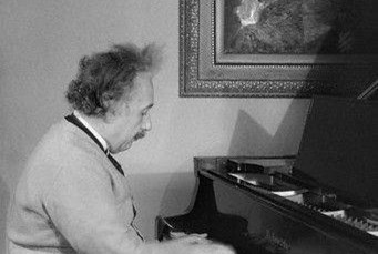 4 sự thật thú vị về não của người chơi đàn piano: Khác hẳn với những người bình thường khác
