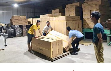 Ngày 18/08/2019: Chuyển đàn BOWMAN CX-200 cho khách hàng ở Nguyễn Tuân