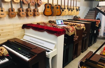 Ngày 25/03/2019: GrandPIANO mới nhập về 1 số mẫu Piano kích thước nhỏ