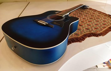 Đàn Guitar Rosen R135 Blue 