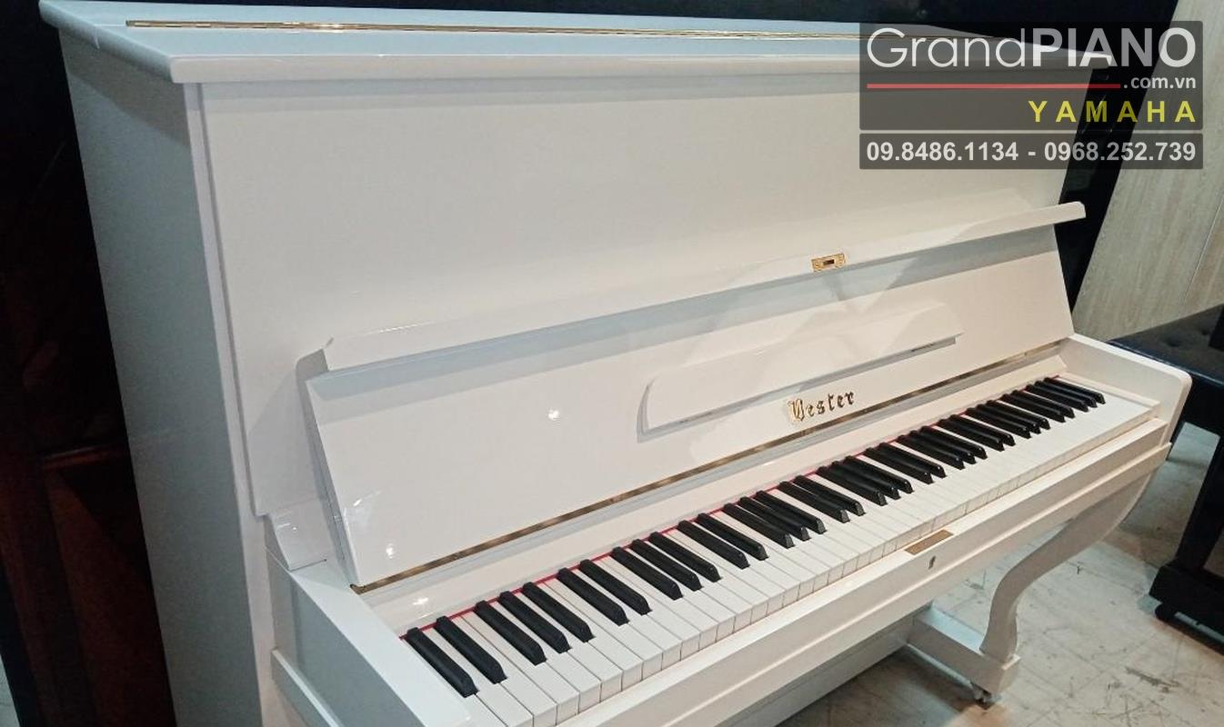 lester_upright_piano_from_japa_1627612176_b7290233_progressive_GrandPIANO_BowmanPIANO.jpg
