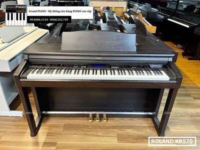 Đàn Piano điện ROLAND KR570