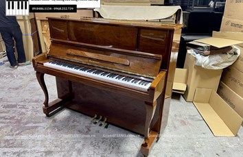 Đàn Piano cơ UNIVERSAL NS121D (KJK1002xx)