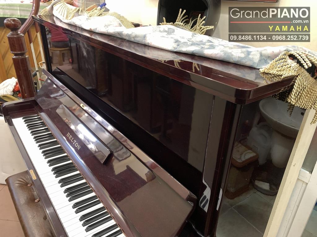 Piano cơ BELTON màu nâu mận