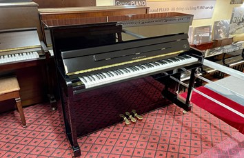 Đàn Piano cơ PRAMBERGER PV115 (IKPCU18**)